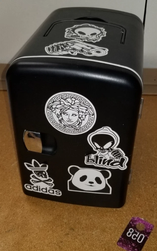 Astro AI Black Mini Drink Fridge (#058)